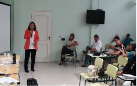  Figura 8. Manifestação da Sra. Cristiane Mariano, representante da comunidade Sítio Cachoeira.