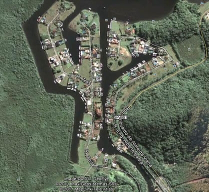 Figura 28. Vista aérea da Marina Guarujá.