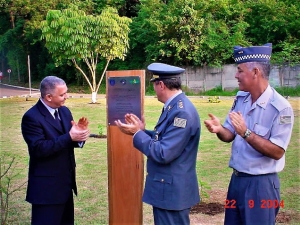 Foto Mele placa Homenagem Cria??o Disciplina Direito Ambiental